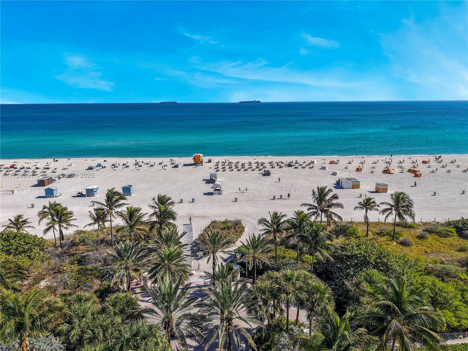 DE SOLEIL S BCH RESIDENTI - Residential