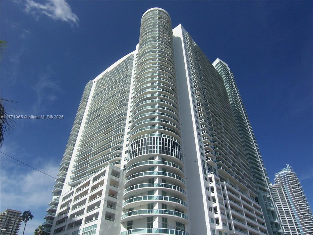 Rental Property at 1800 N Bayshore Dr 1204, Miami, Broward County, Florida - Bedrooms: 1 
Bathrooms: 1  - $2,700 MO.