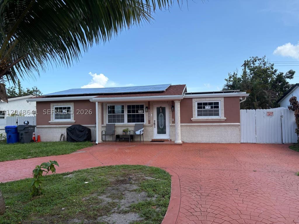 Photo of 6444 Fletcher St, Hollywood, FL 33023 (MLS # A12048641)