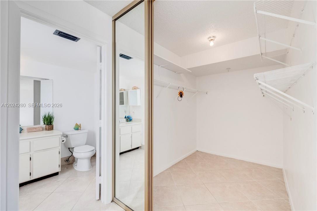 CYPRESS BEND CONDOMINIUM - Residential Lease