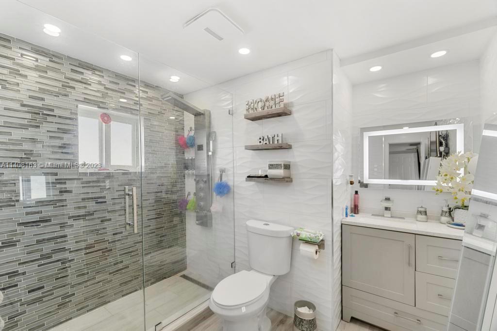 DRIFTWOOD ACRES NO 6 - Residential