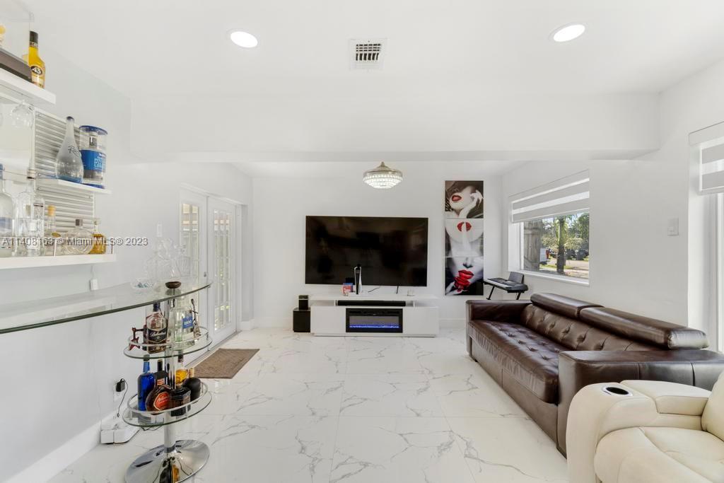 DRIFTWOOD ACRES NO 6 - Residential