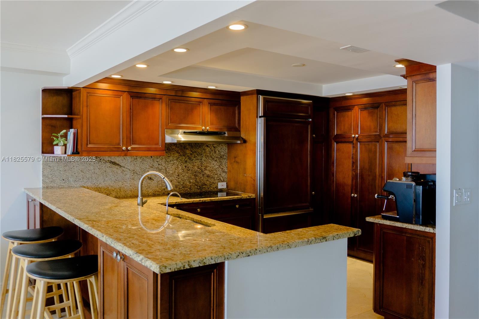 GROVE ISLE CONDO - Residential