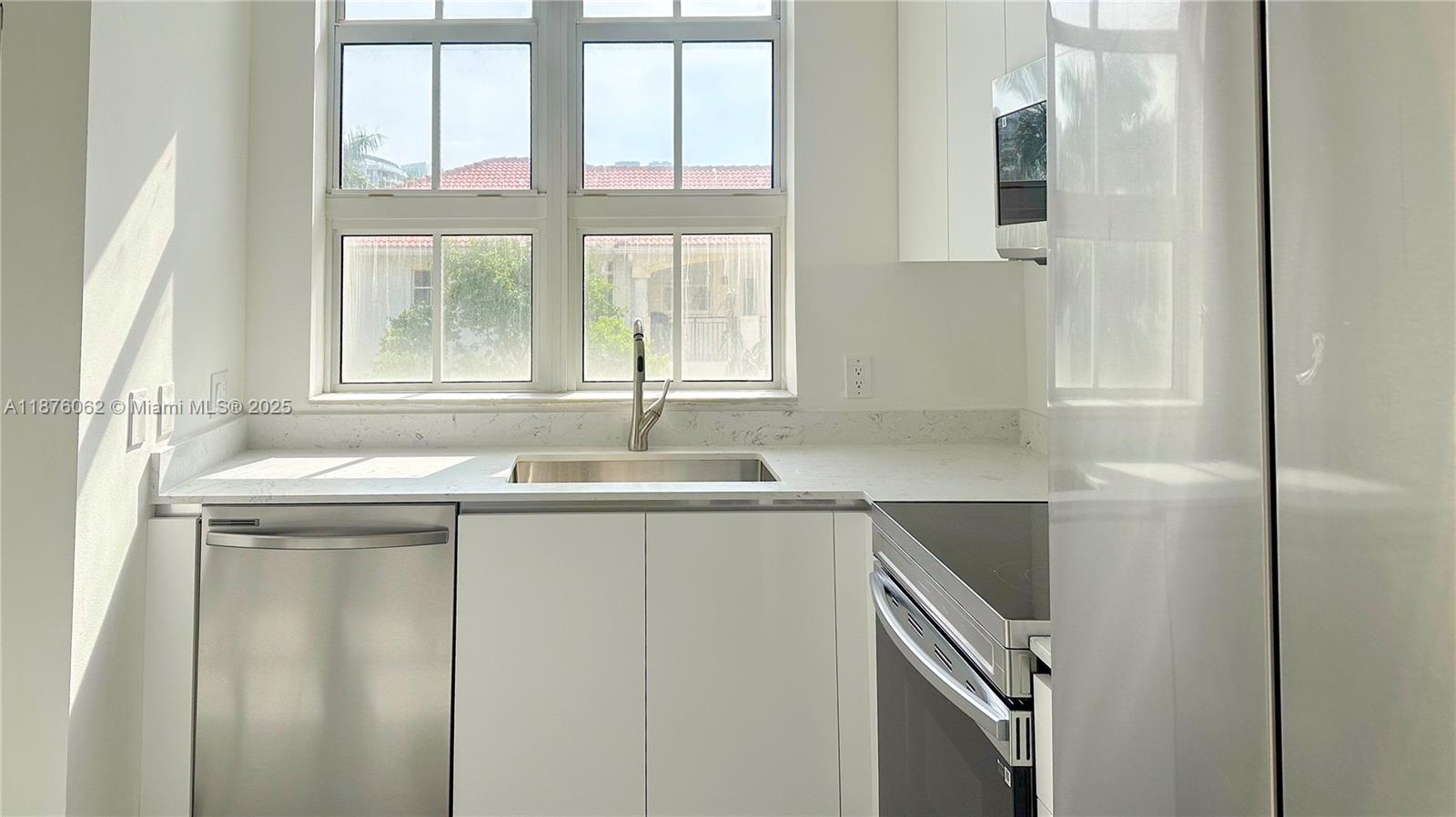 ALAQUA CONDO - Residential