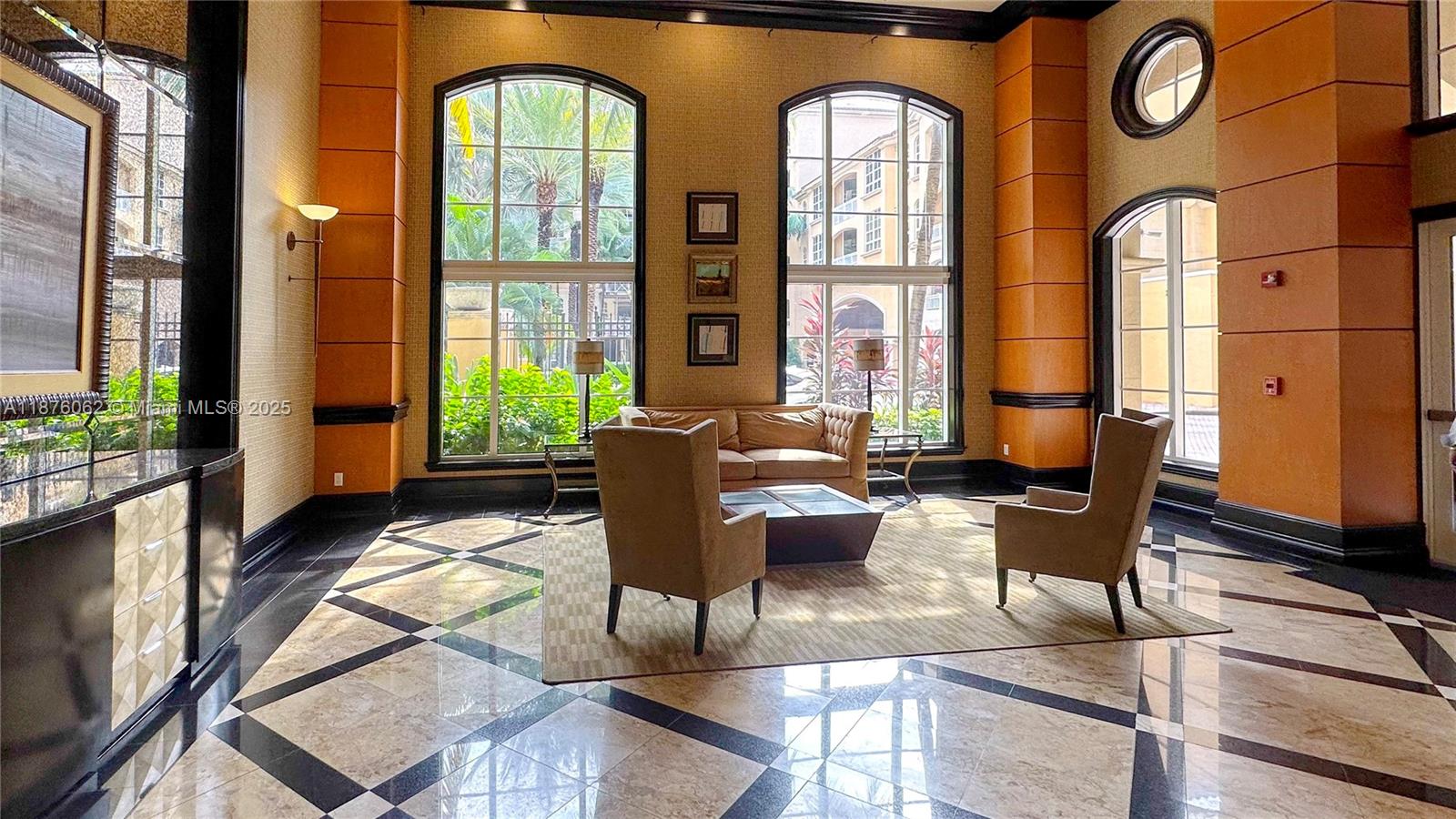 ALAQUA CONDO - Residential