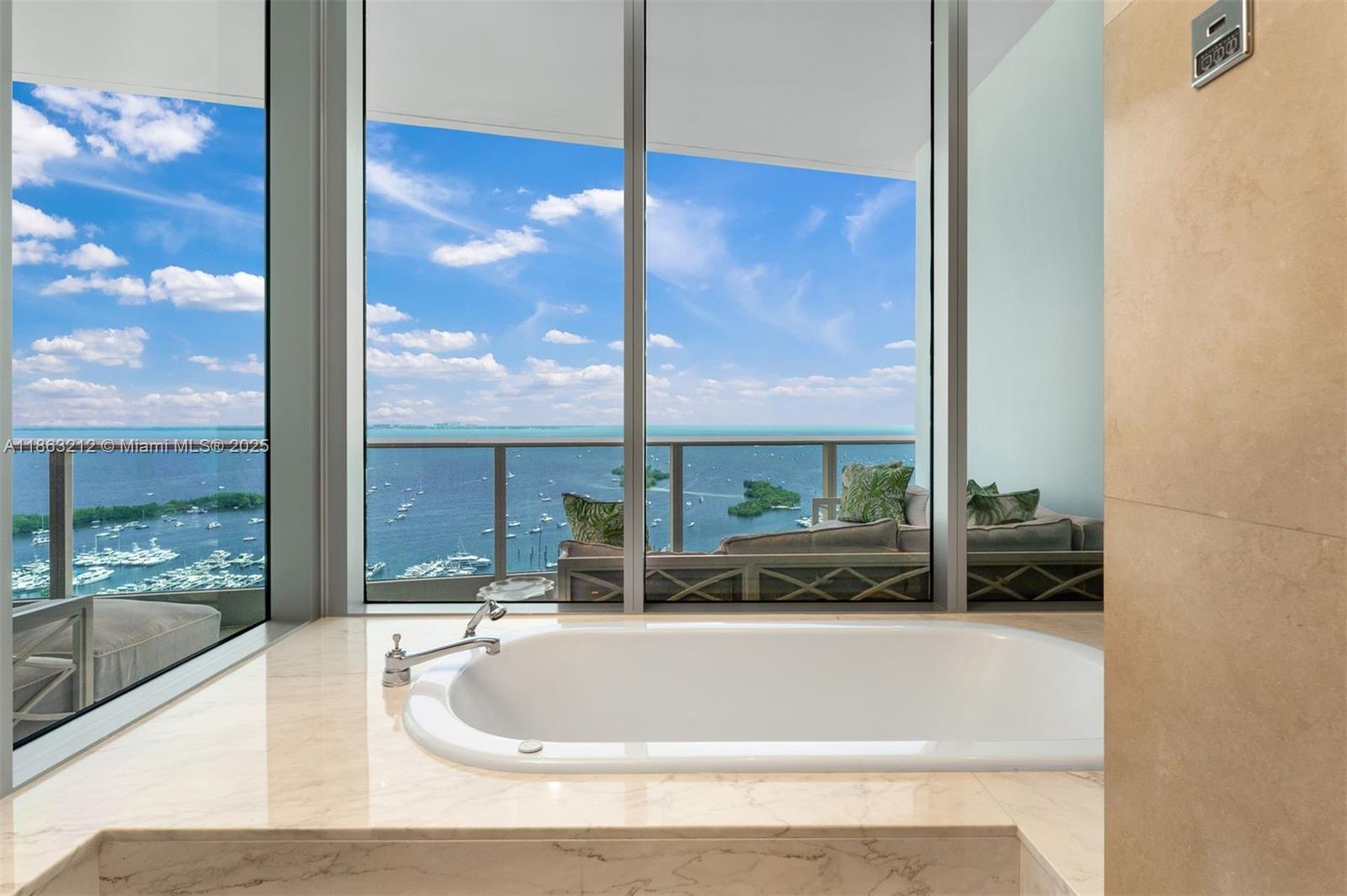 GROVENOR HOUSE CONDO - Residential