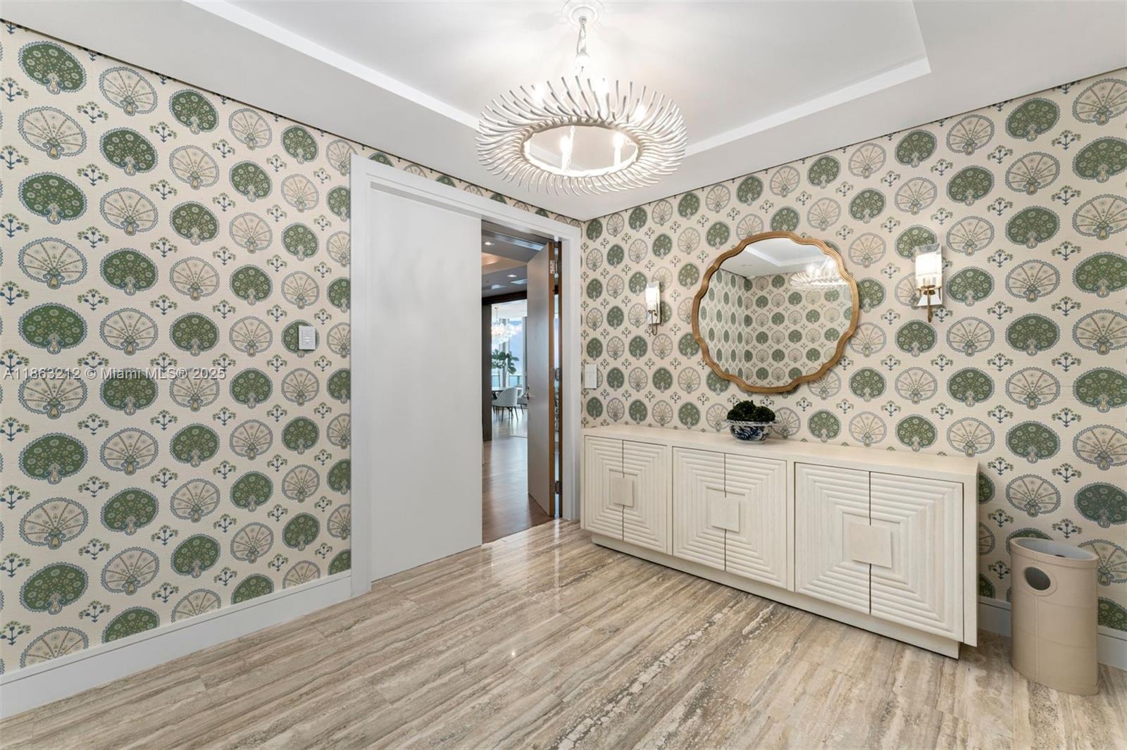 GROVENOR HOUSE CONDO - Residential