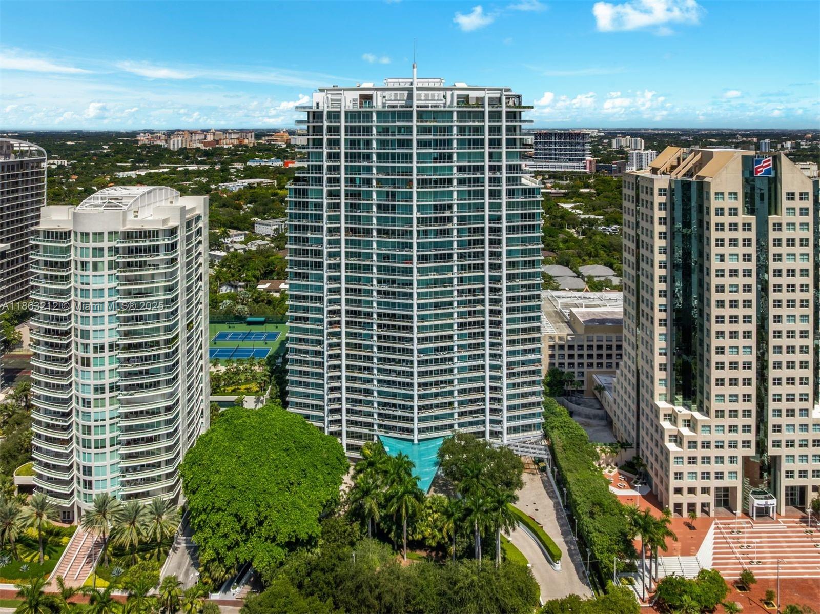 GROVENOR HOUSE CONDO - Residential