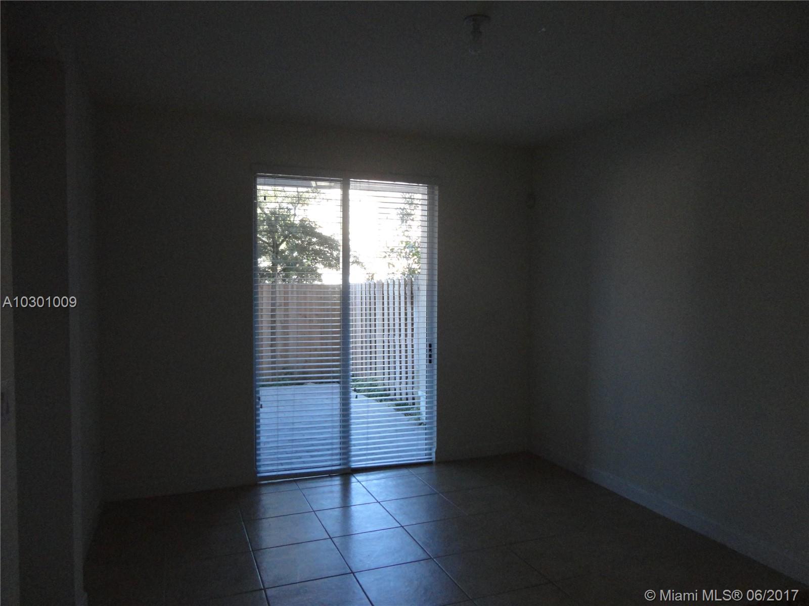 RESERVE AT DORAL WEST - Residential Lease