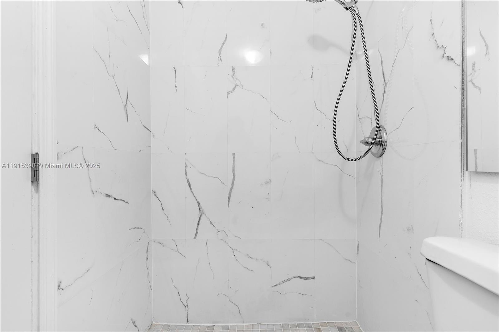 FAIRLAWN - Residential