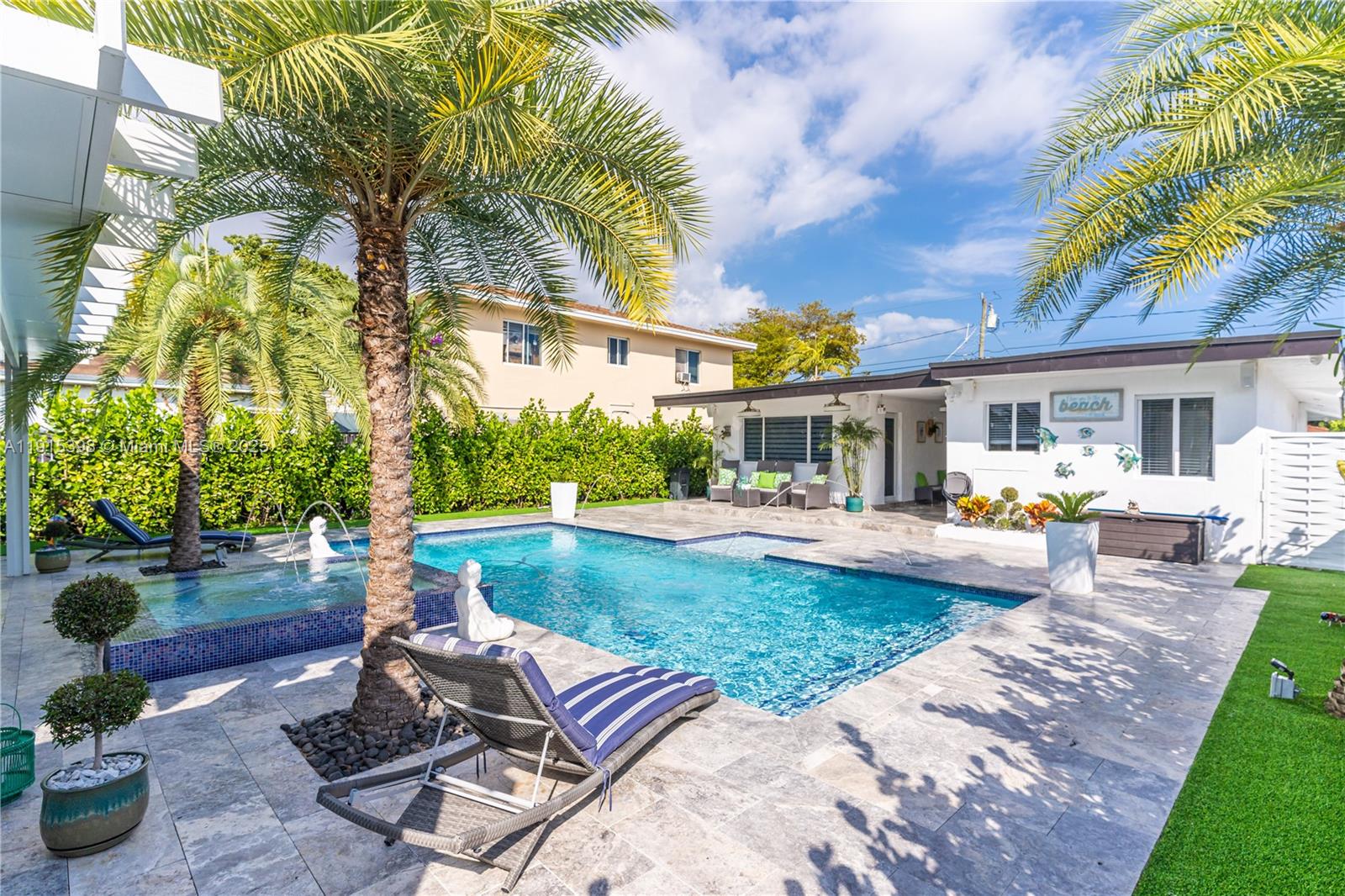 FAIRLAWN - Residential