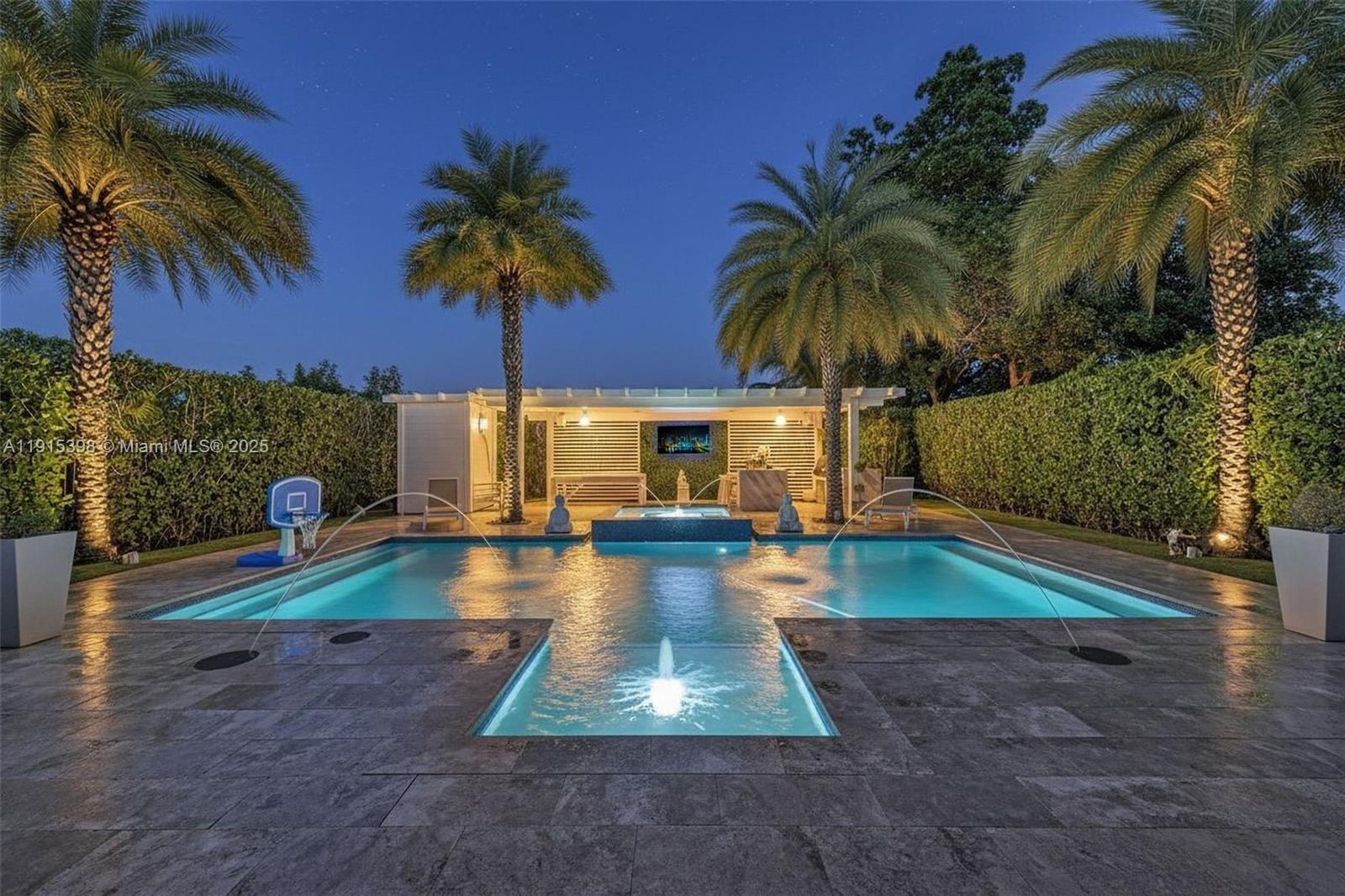 FAIRLAWN - Residential