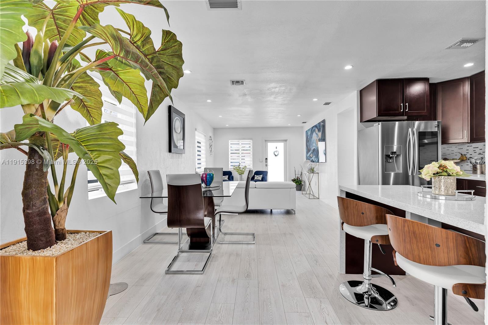 FAIRLAWN - Residential