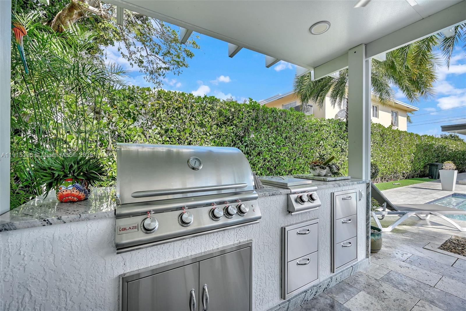 FAIRLAWN - Residential