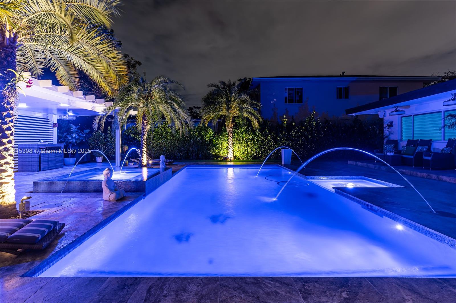 FAIRLAWN - Residential