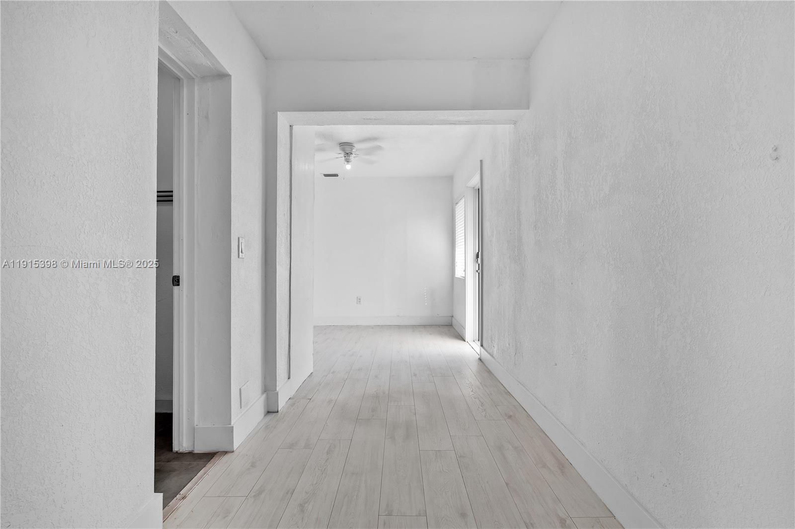 FAIRLAWN - Residential