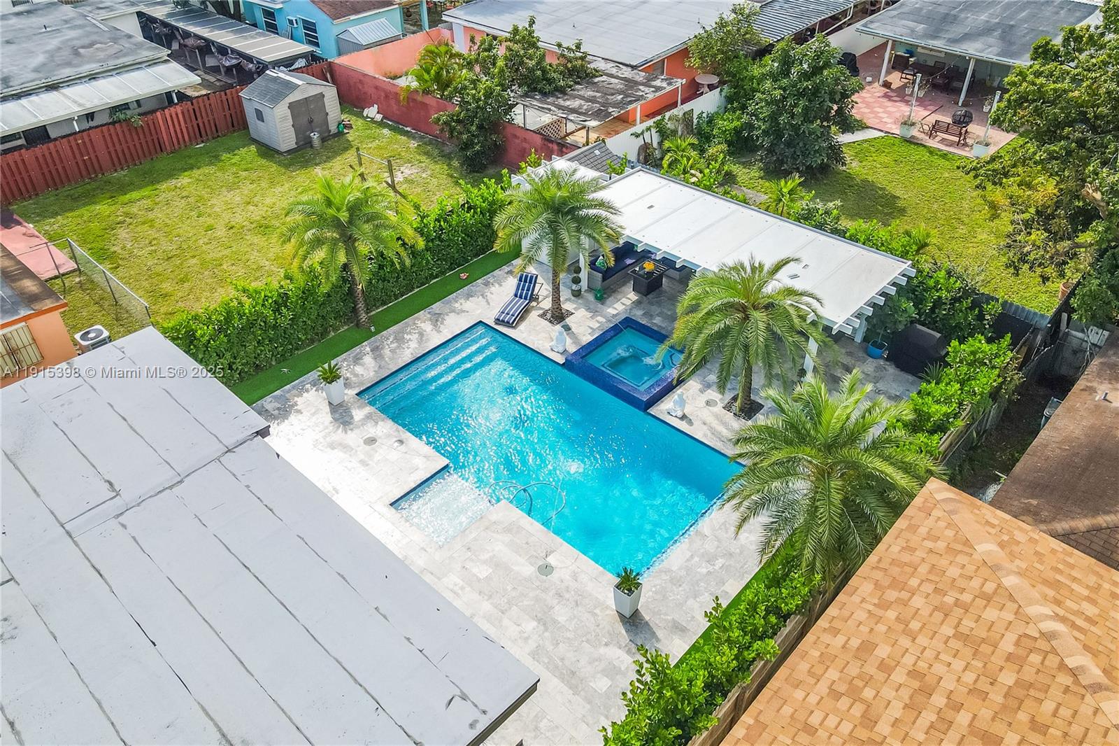 FAIRLAWN - Residential