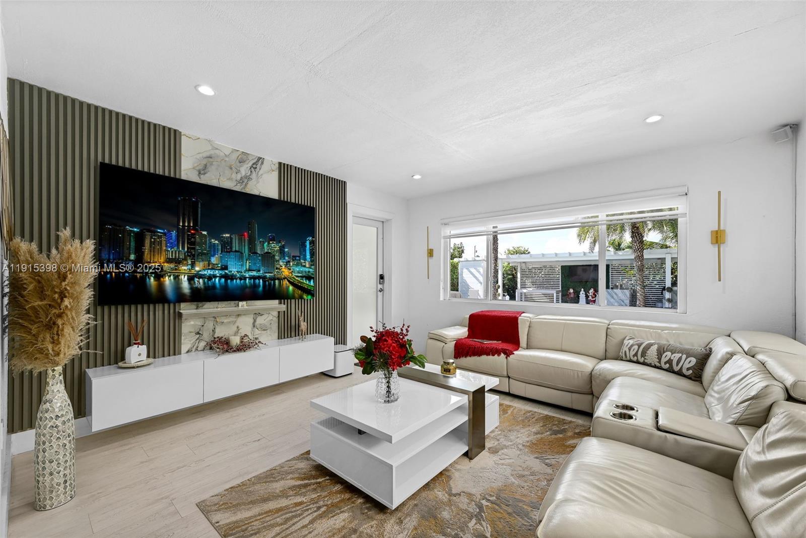 FAIRLAWN - Residential