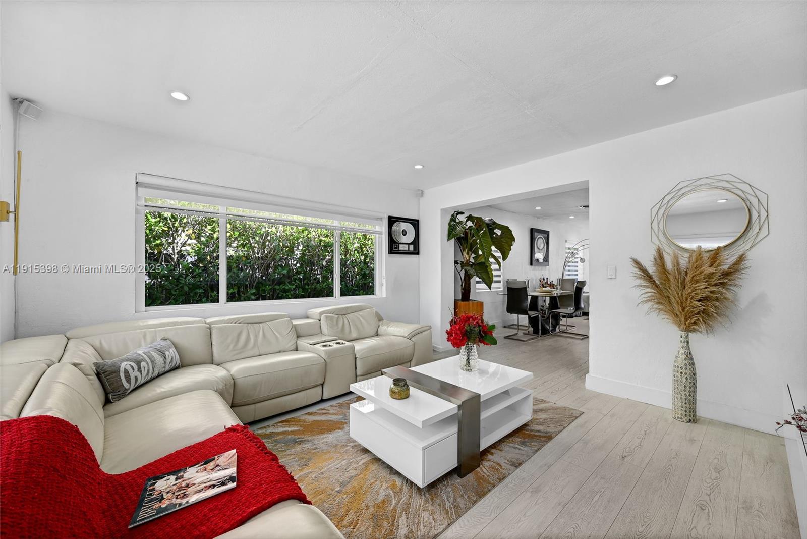 FAIRLAWN - Residential