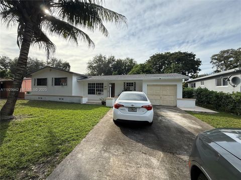 14630 NE 5th Ct Miami FL 33161