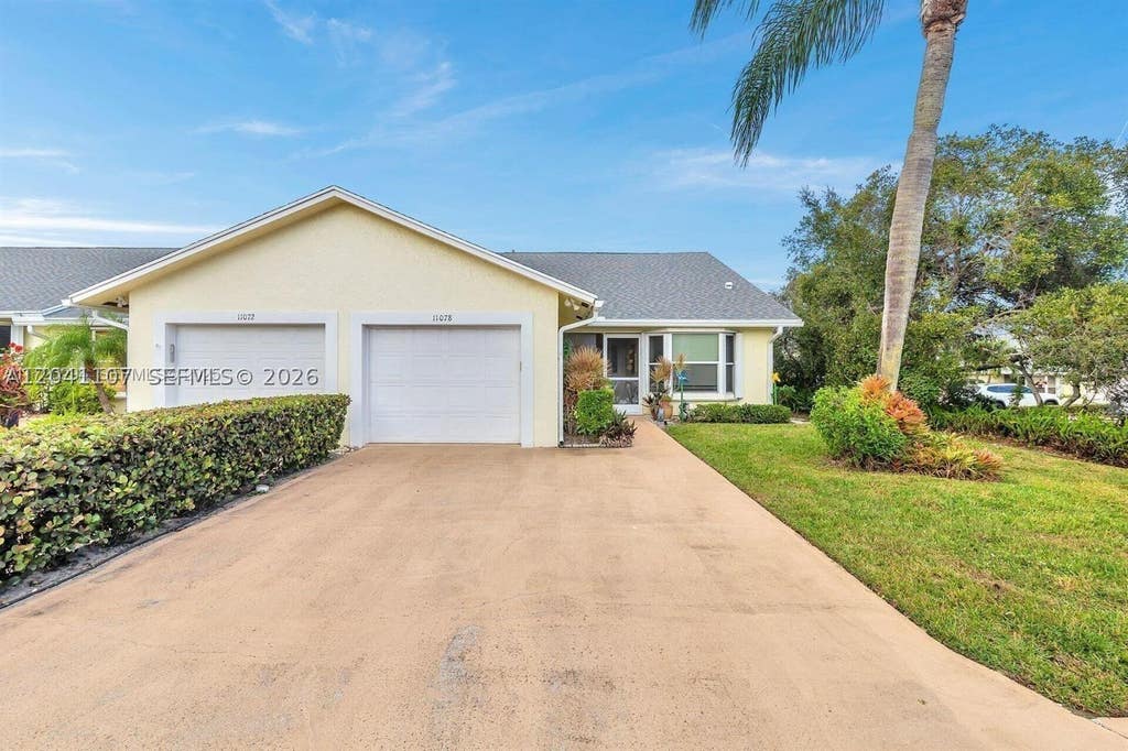 Photo of 11078 SE Sea Pines Cir, Hobe Sound, FL 33455 (MLS # A12041107)