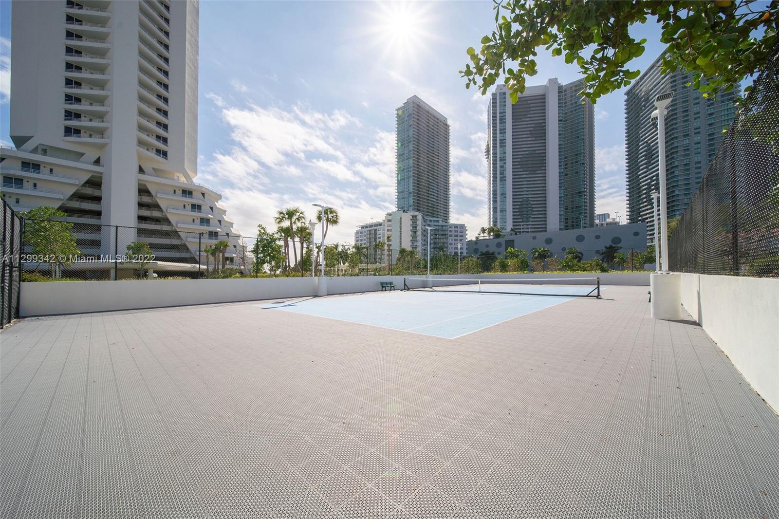 The Hamilton - Residential Lease