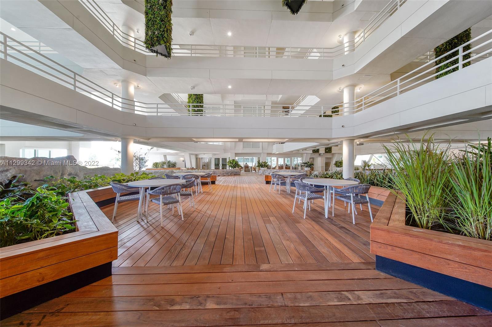 The Hamilton - Residential Lease