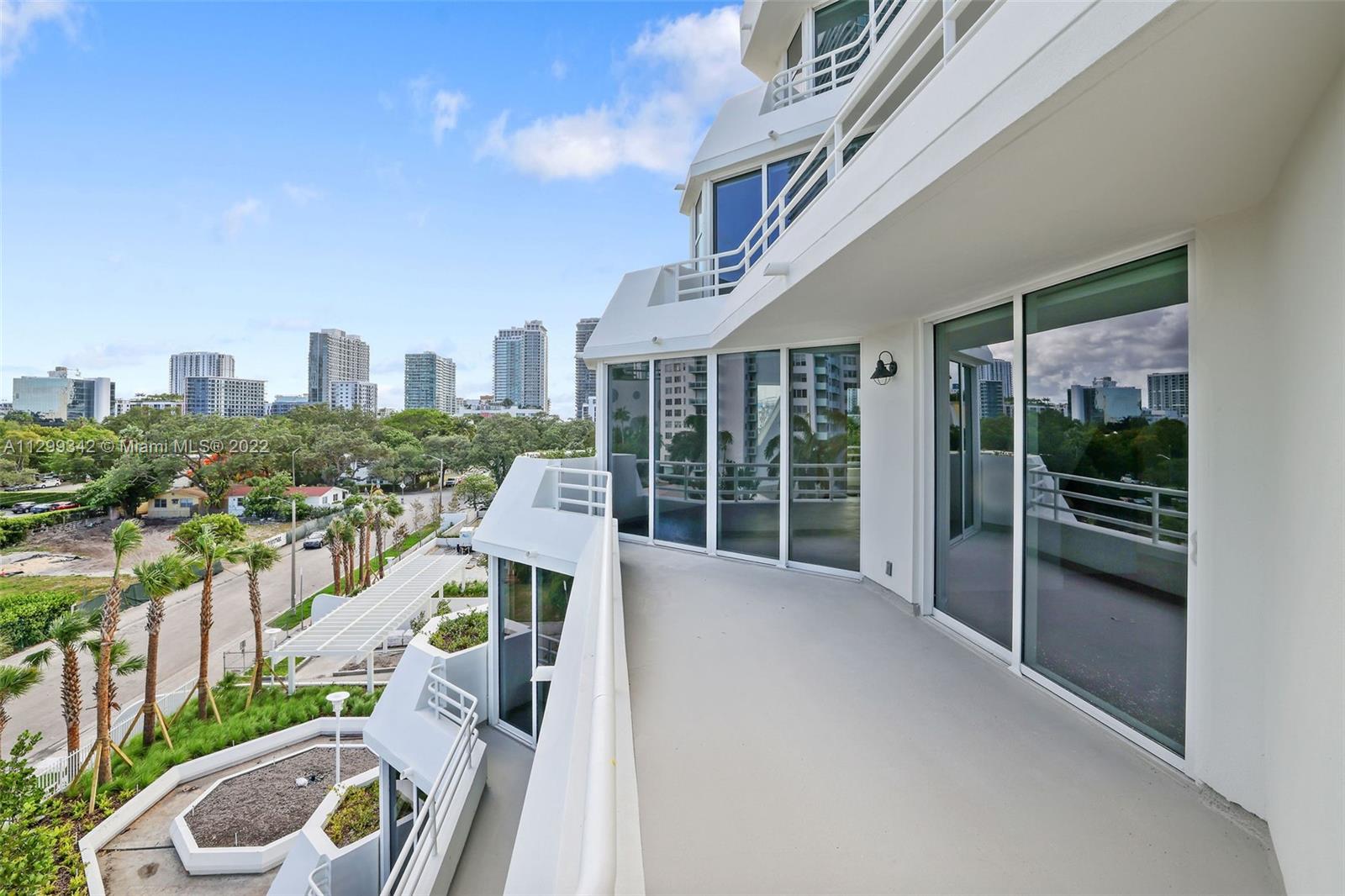 The Hamilton - Residential Lease