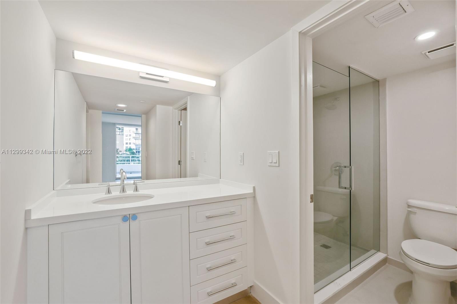 The Hamilton - Residential Lease