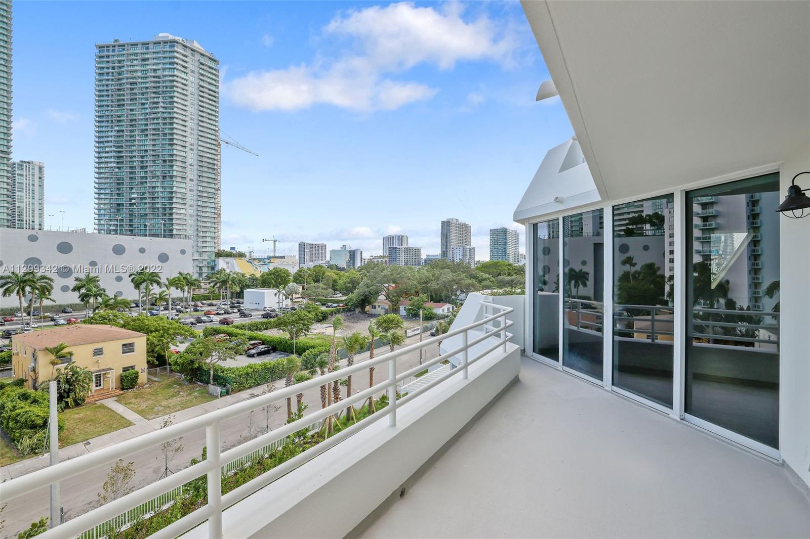 The Hamilton - Residential Lease