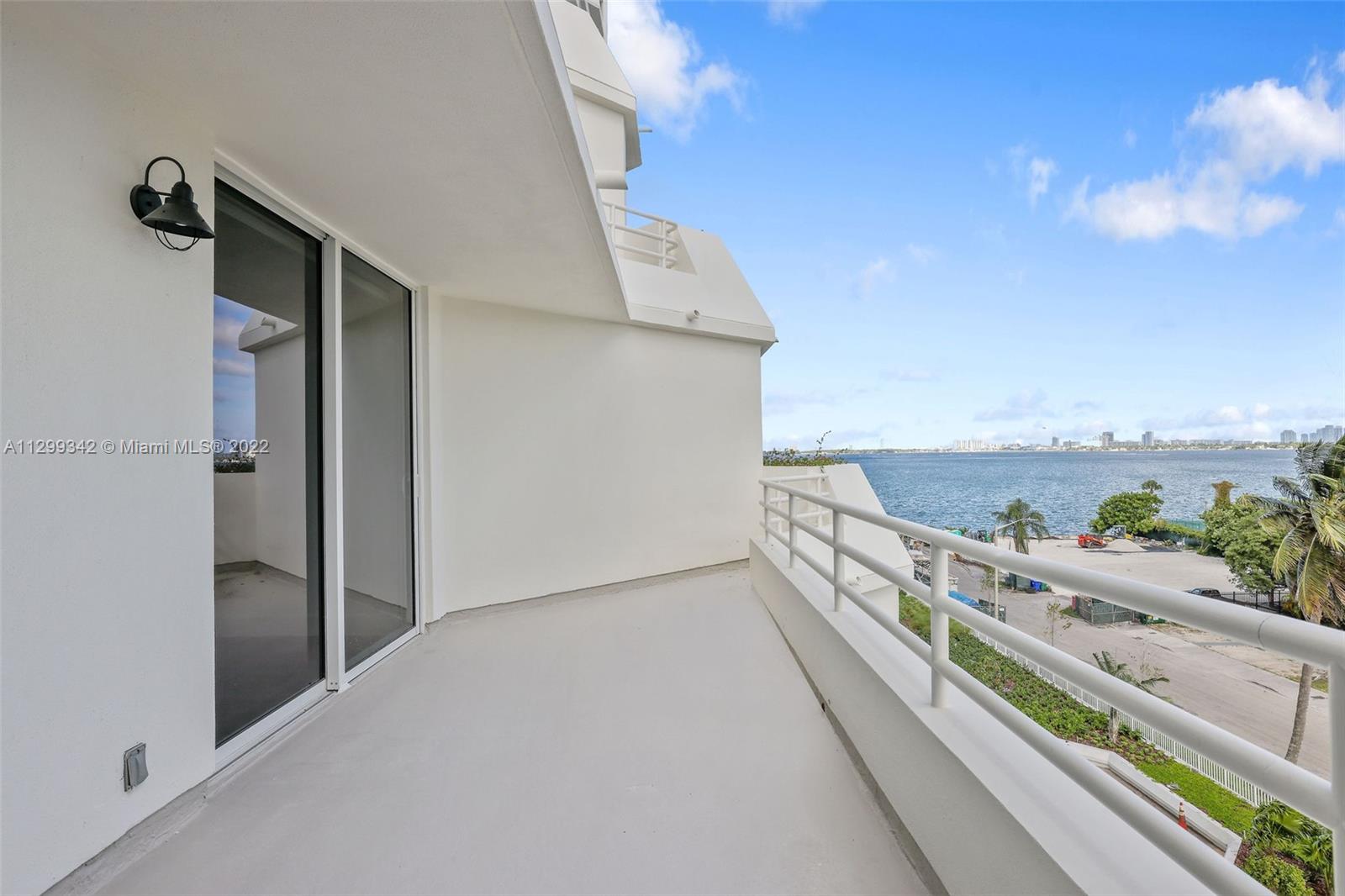 The Hamilton - Residential Lease