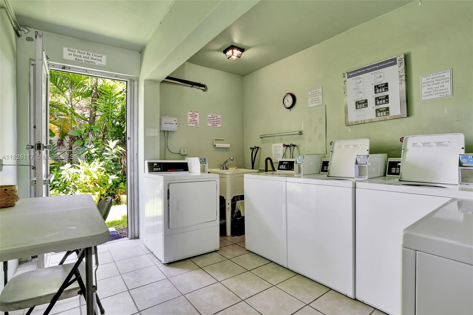GATEWAY ARMS CONDO - Residential