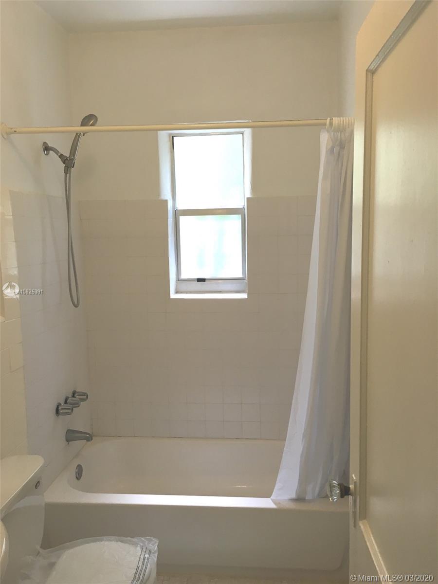 RHODES AMD NEW BISC - Residential Lease