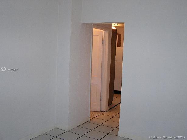 RHODES AMD NEW BISC - Residential Lease