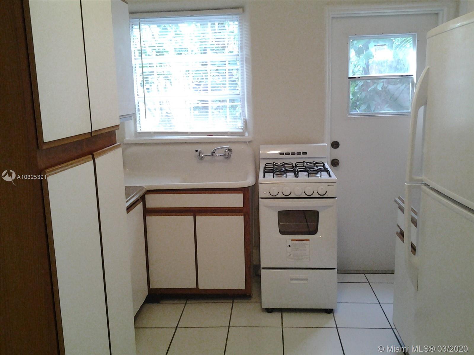 RHODES AMD NEW BISC - Residential Lease