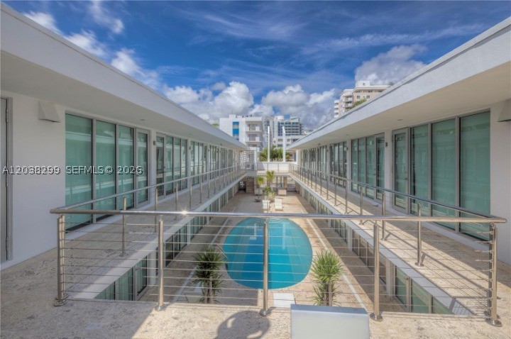1601 West Ave 212