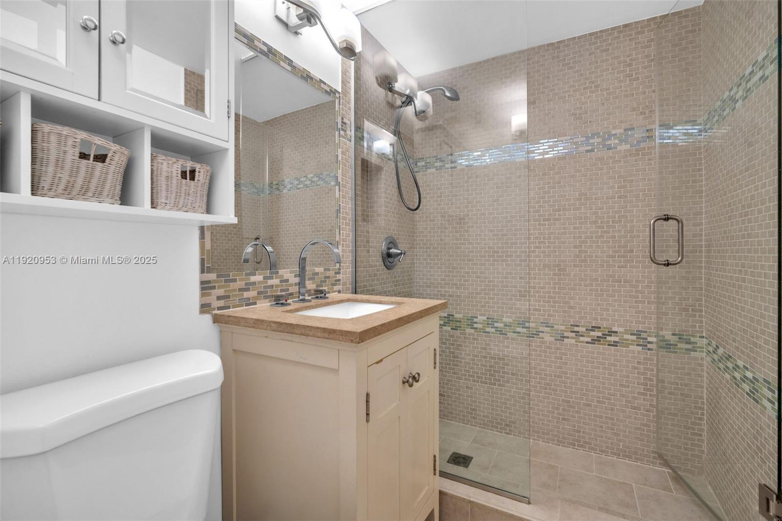 LAUDERDALE ISLES NO 2 - Residential