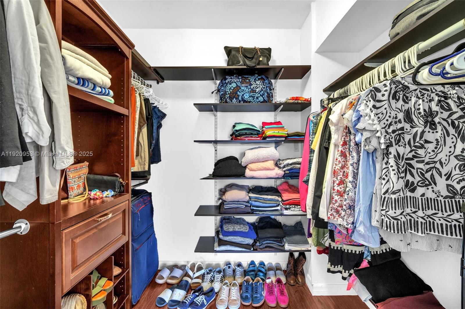 LAUDERDALE ISLES NO 2 - Residential