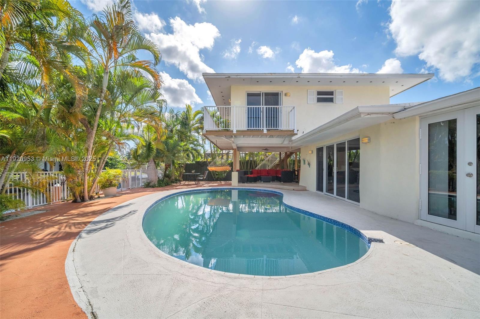 LAUDERDALE ISLES NO 2 - Residential