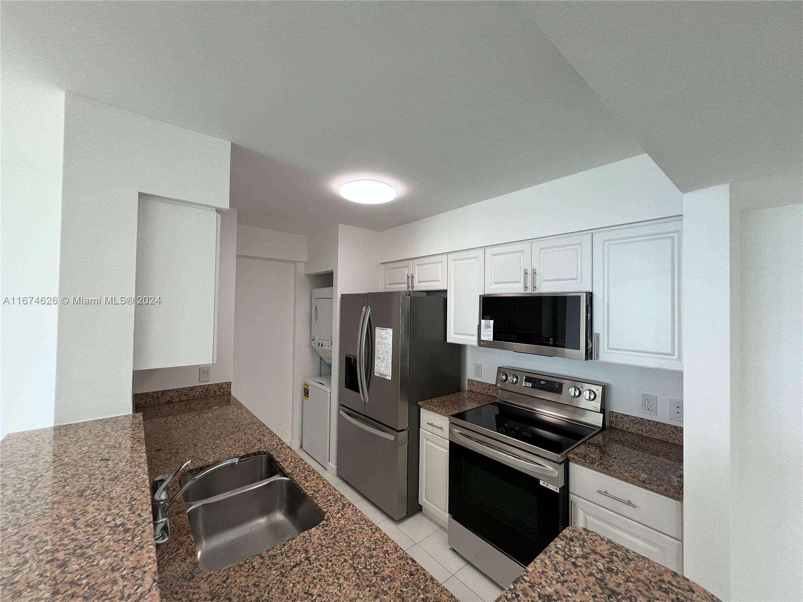 THE MARK ON BRICKELL COND - Residential