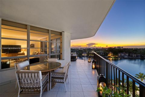 Photo of 5660 Collins Ave #8D, Miami Beach, FL 33140 (MLS # A11884758)