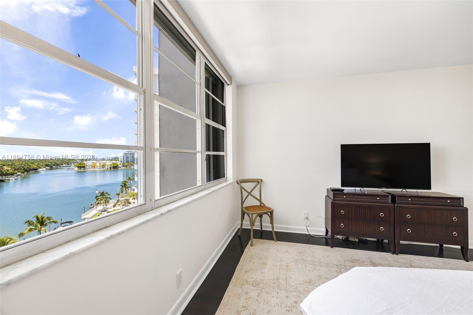 FIFTY SIX-SIXTY COLLINS A - Residential