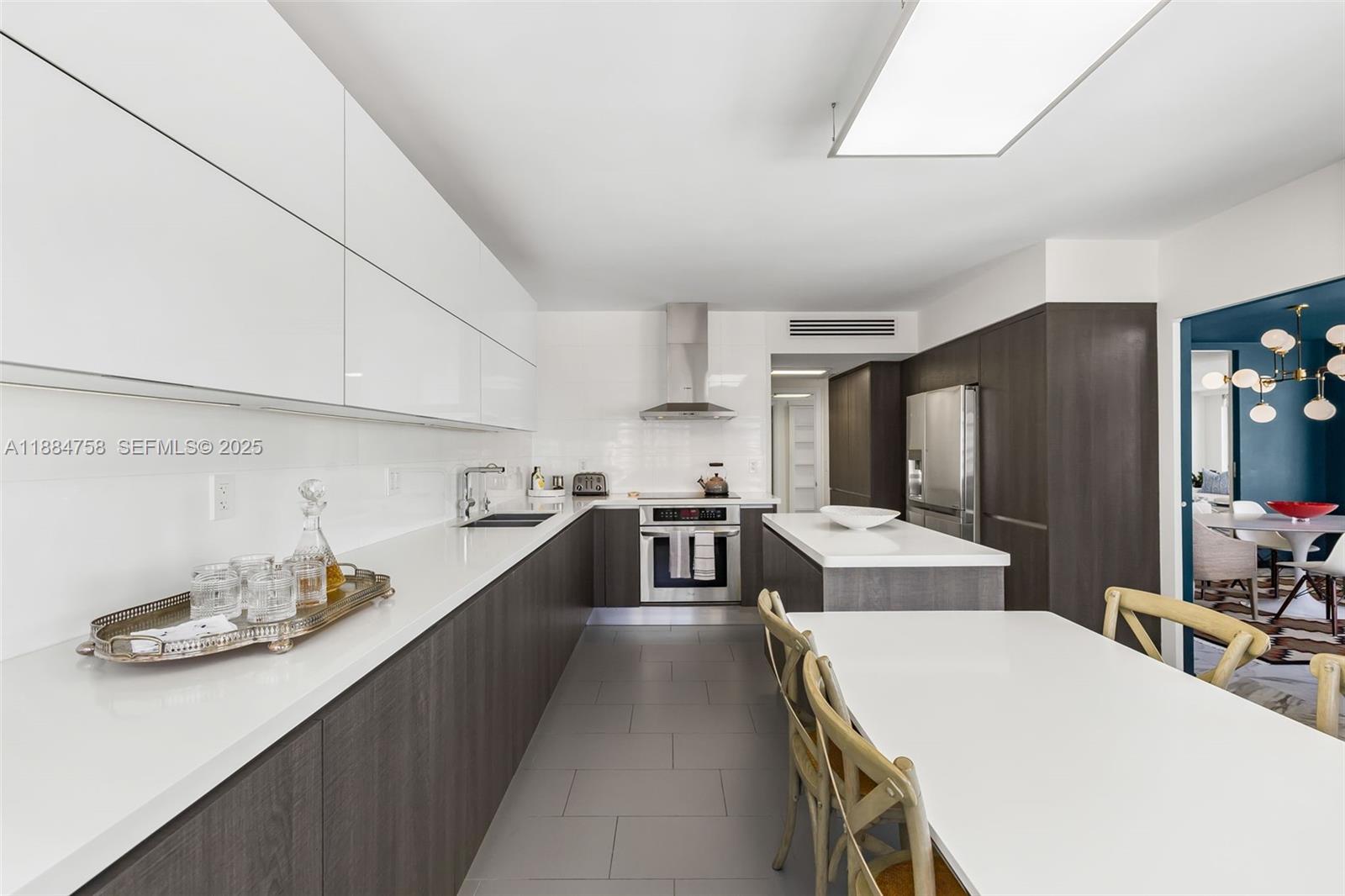 FIFTY SIX-SIXTY COLLINS A - Residential