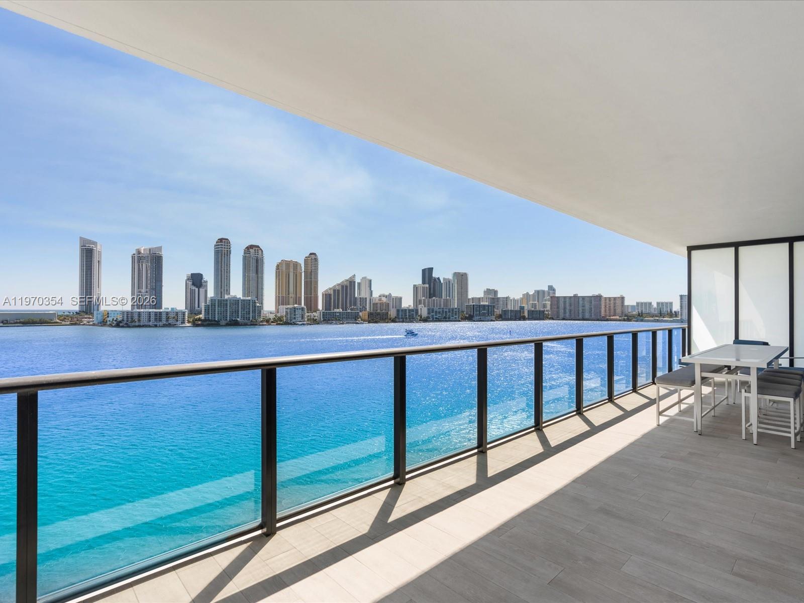 PRIVE CONDO - Residential