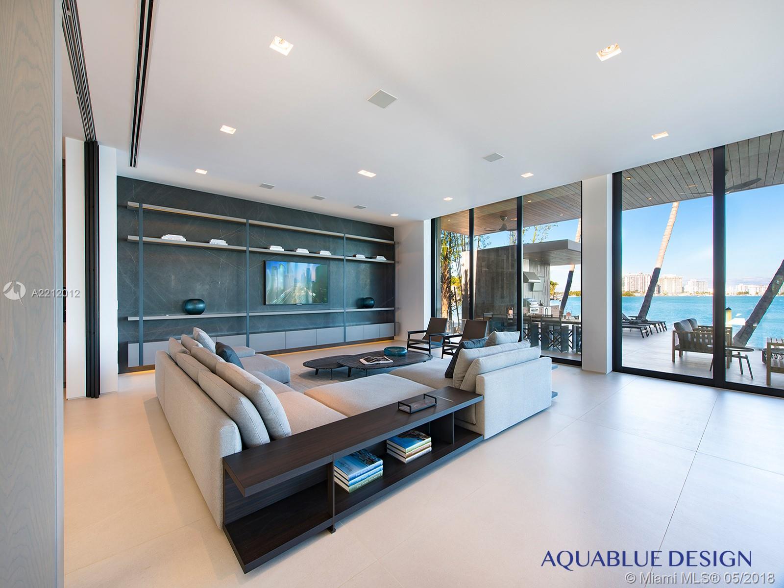 32 53 42 4-5 54 42 PALM I - Residential