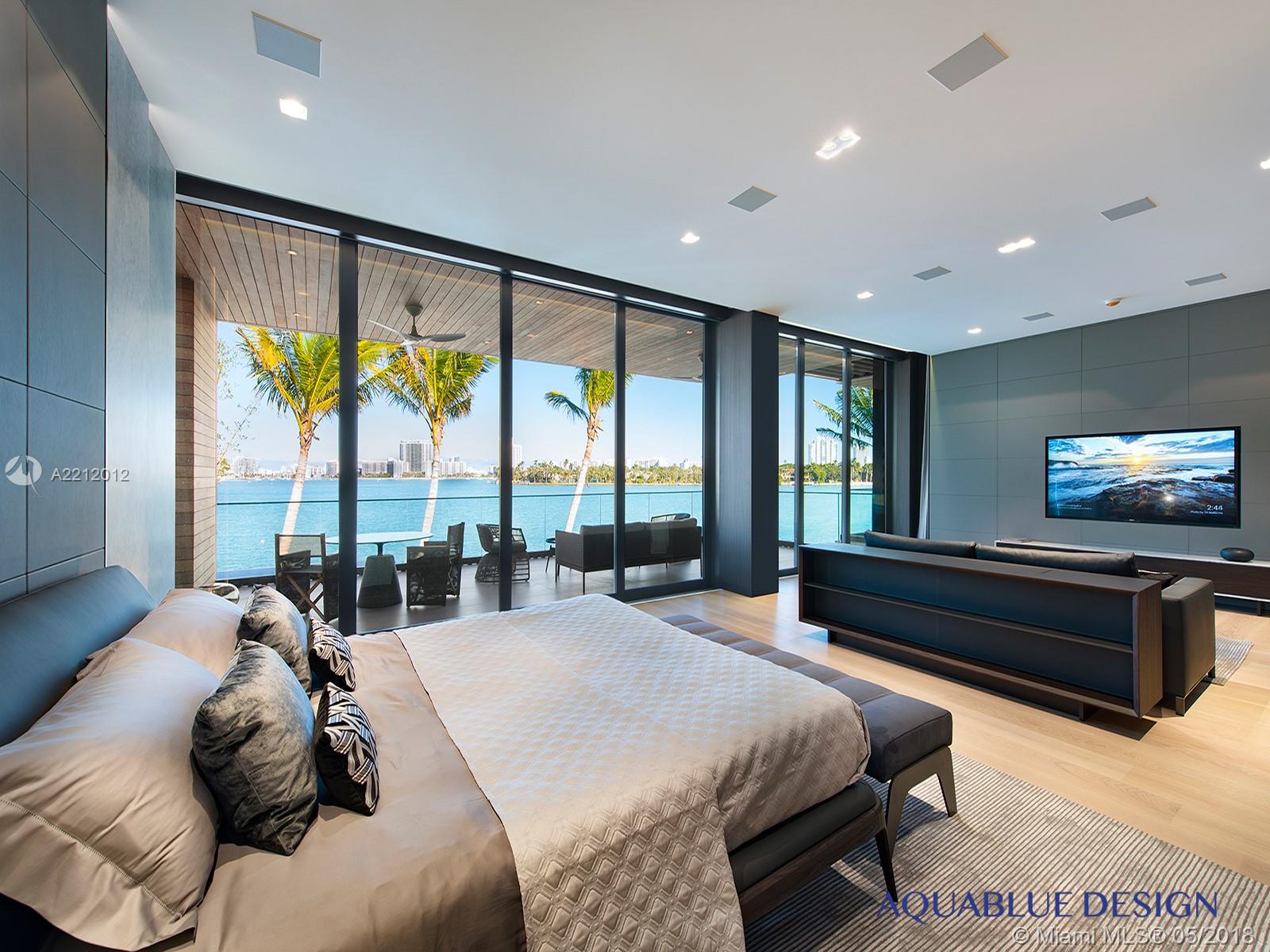 32 53 42 4-5 54 42 PALM I - Residential