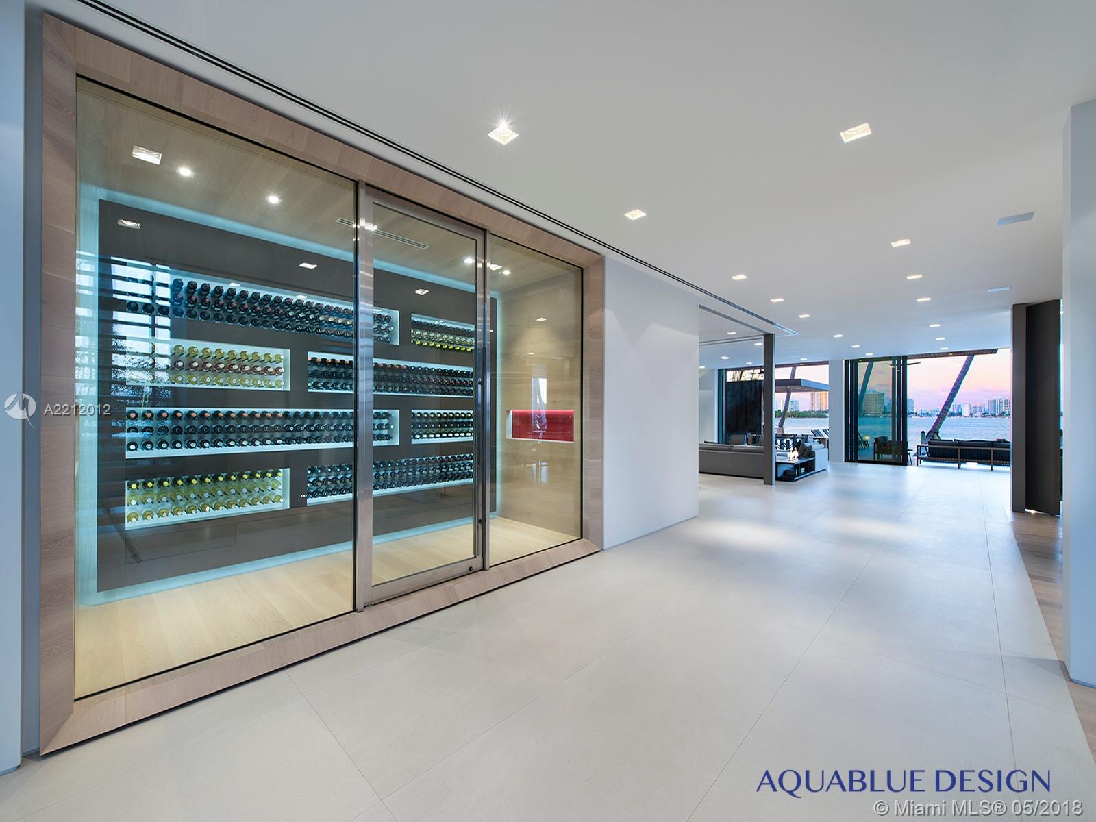 32 53 42 4-5 54 42 PALM I - Residential