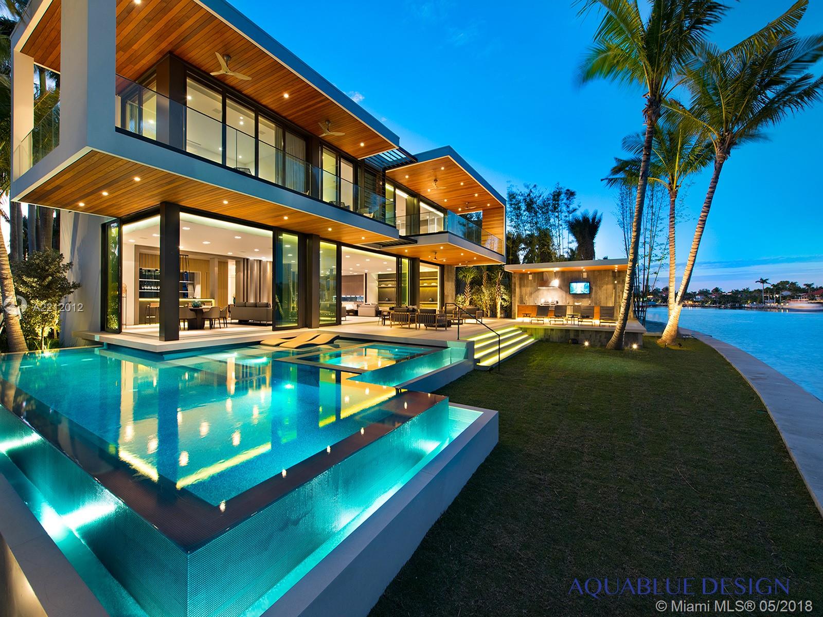 32 53 42 4-5 54 42 PALM I - Residential