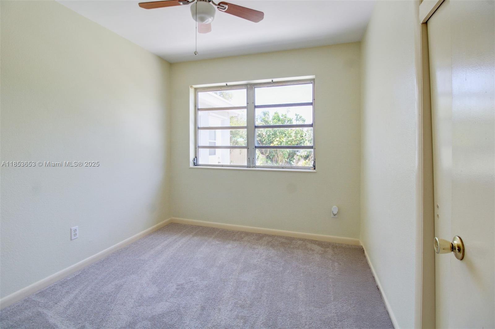 S CORAL HOMES SEC 3 - Residential