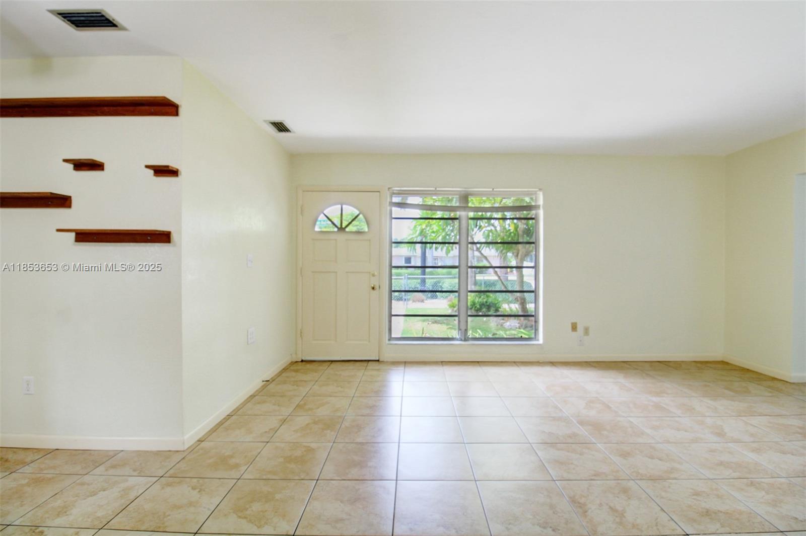 S CORAL HOMES SEC 3 - Residential